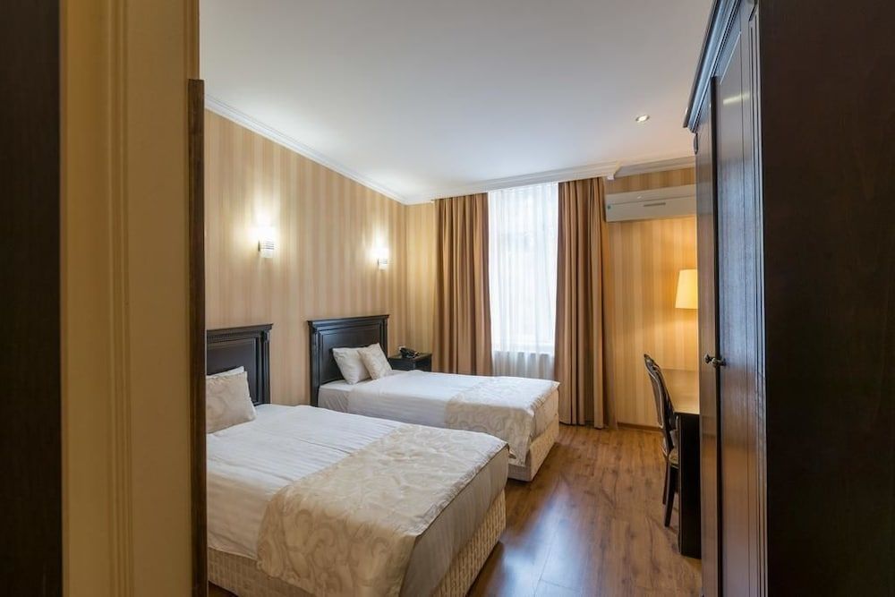 Garden View Hotel Standard Double or Twin Room 9