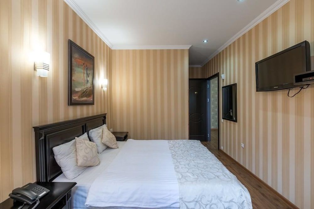 Garden View Hotel Standard Double or Twin Room 12