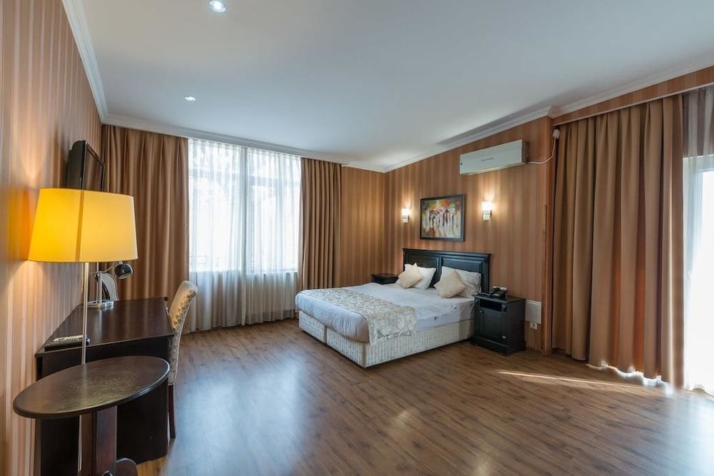 Garden View Hotel Deluxe Double or Twin Room 4