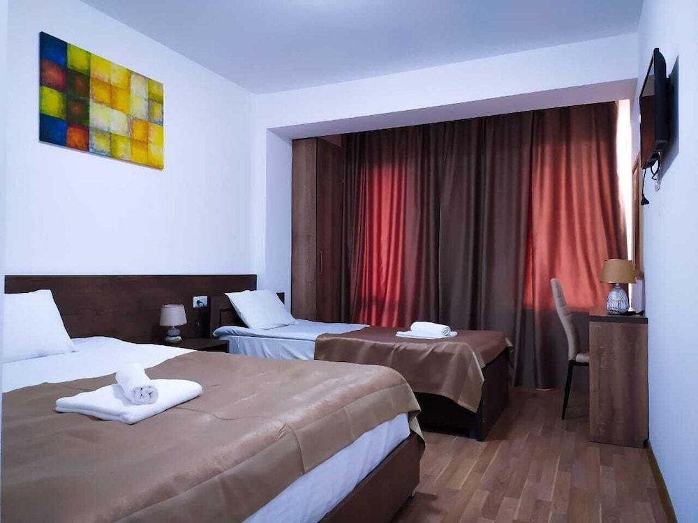 Hotel Asa Standard Triple Room