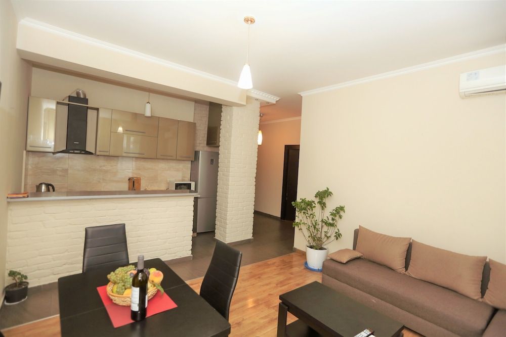 Two BR apt for family travelers Apartment, 2 Bedrooms 13