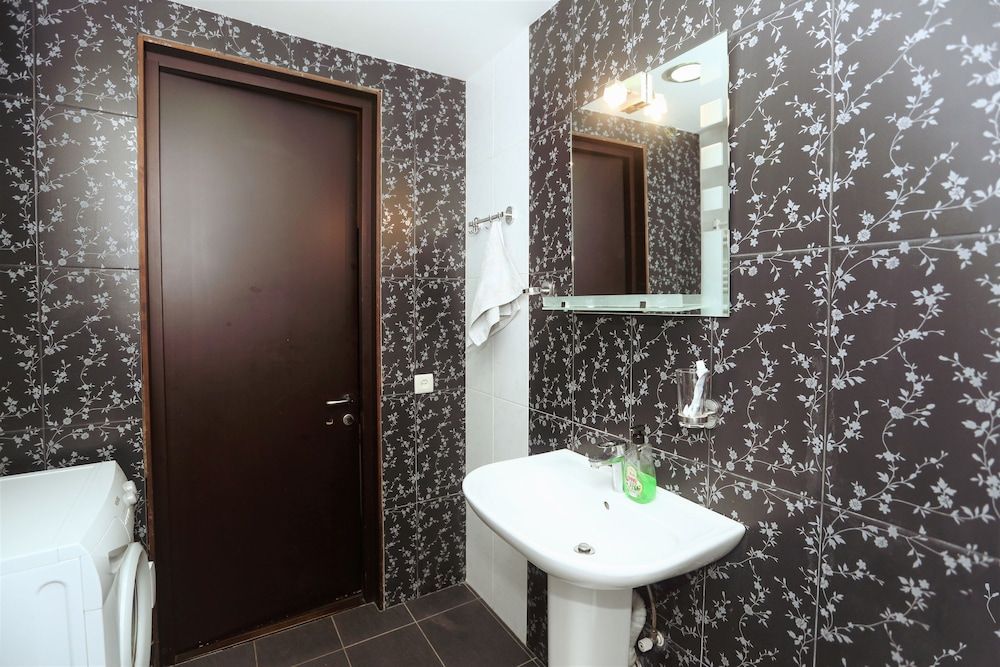 Two BR apt for family travelers Apartment, 2 Bedrooms 18