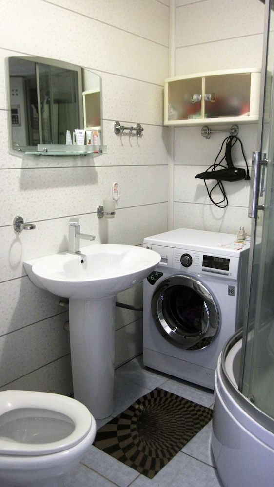 Bounty Guest House Apartment 6