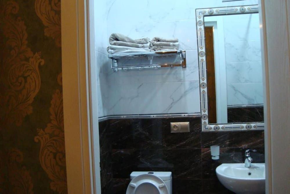 Old Tbilisi Historical Apartments Comfort Double Room 3