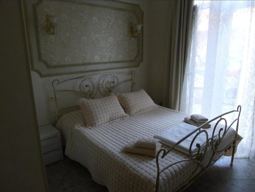 undefined Old Tbilisi Historical Apartments 4