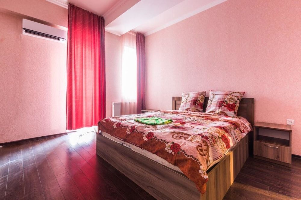 Apartment on Chikobava str. Apartment (3 Arnold Chikobava Street 10) 12