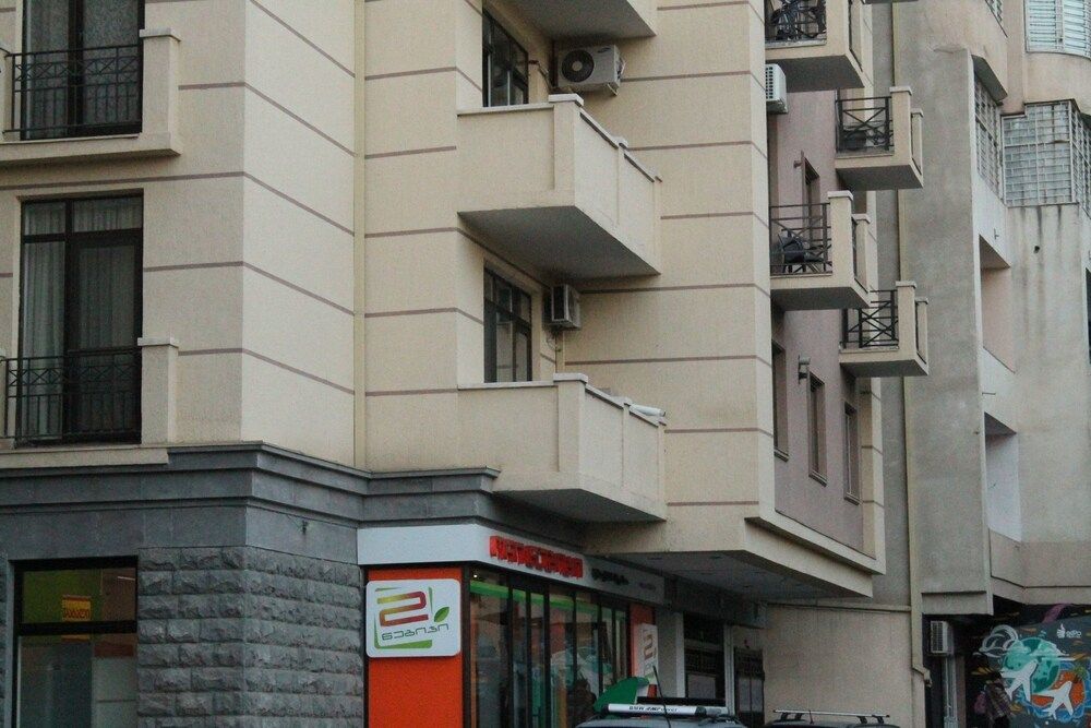 undefined Apartment on Kuchishvili Str. 3