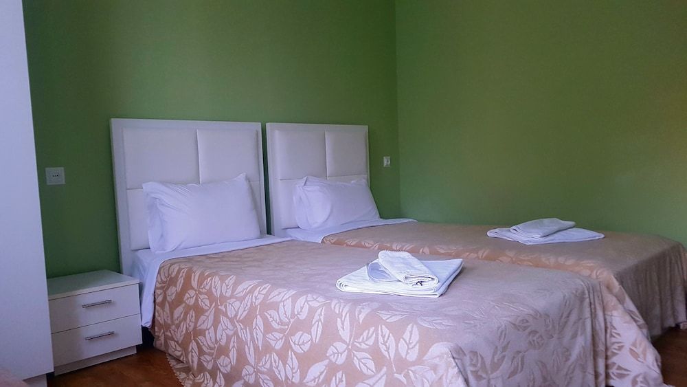 undefined Stal Hotel + 4