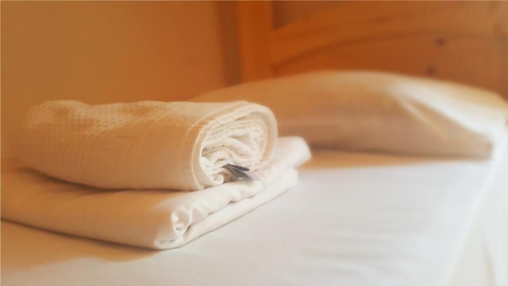 Deso Hostel & Rooms 1bed in Men only Dormitory