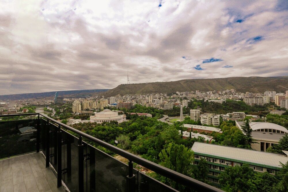 Hosthub - 2BR Super view Apartment Apartment, 2 Bedrooms 10