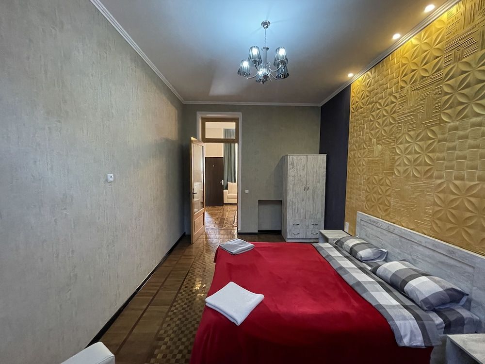 Grayhouse Elia Apartment One-Bedroom Apartment