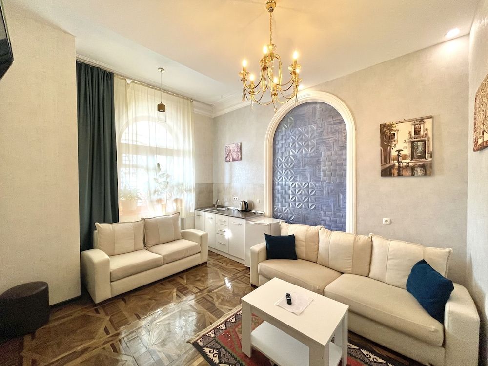 undefined Grayhouse Elia Apartment 3