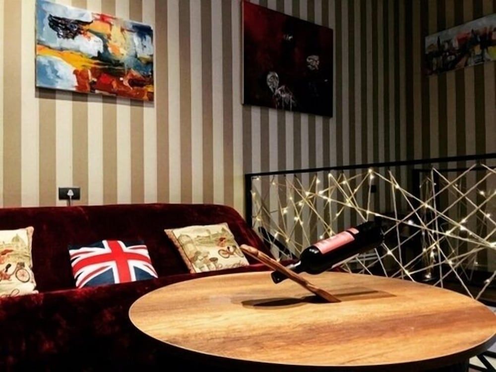 Apartment on Aghmashenebeli Ave. Apartment, 2 Bedrooms 10