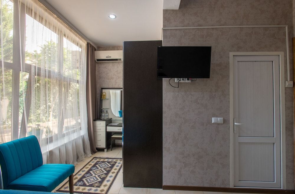 Accent Hotel Standard Twin Room 3