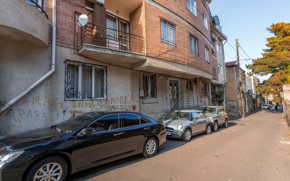 undefined Vivid Vera Apartments 3