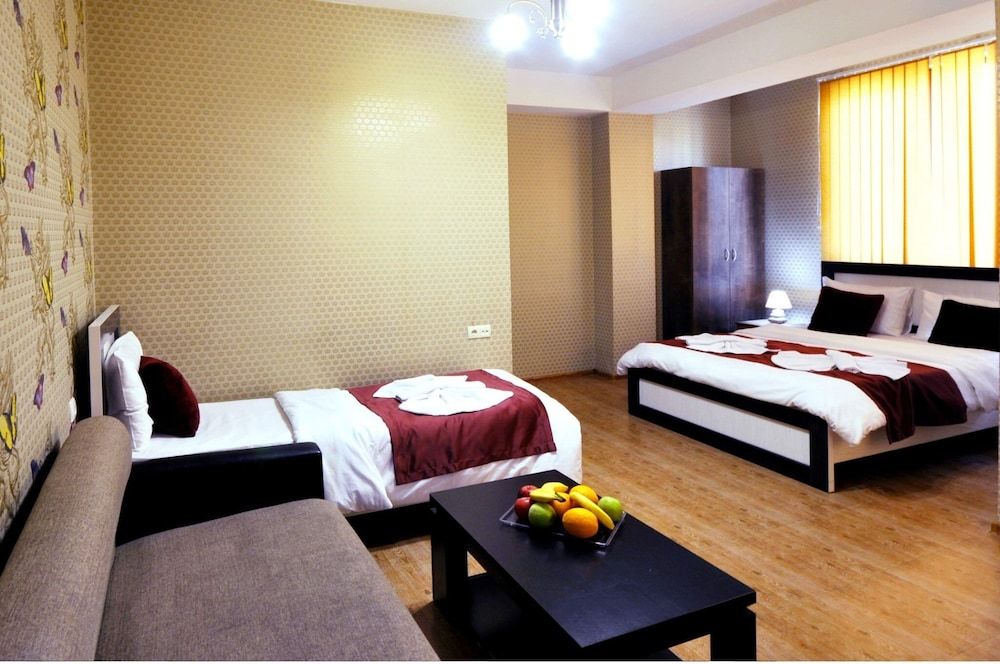 Hotel Kavela Family Room 3