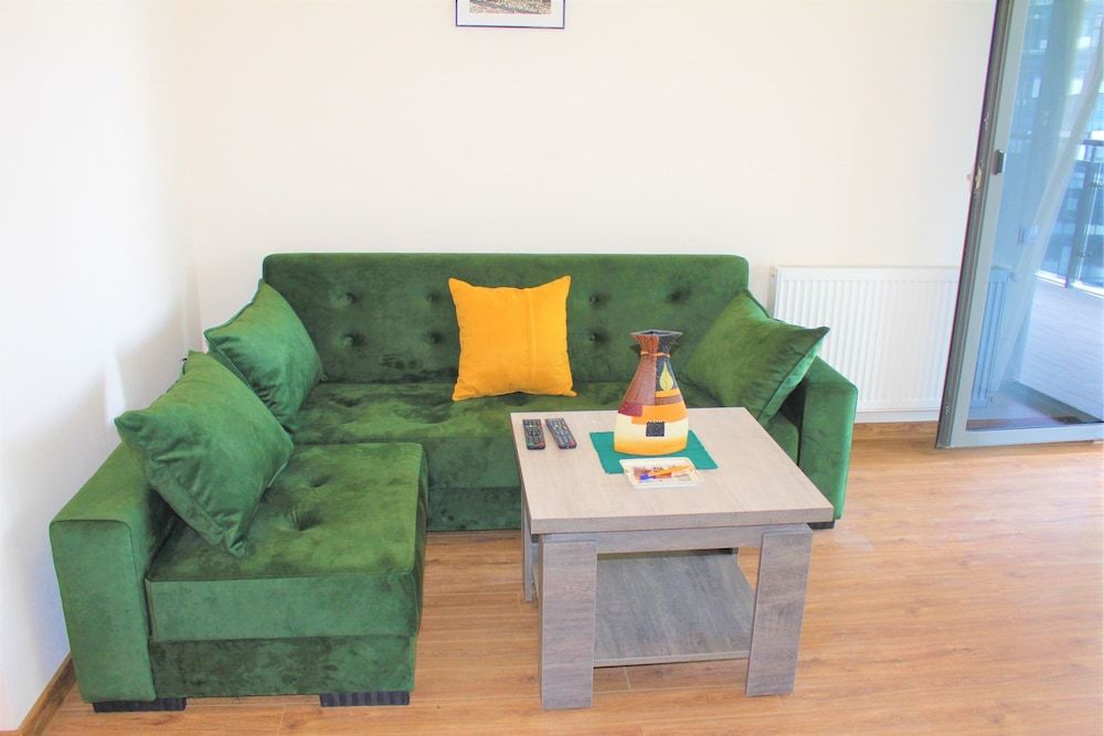 Luxury Apartments Business Double Room 6