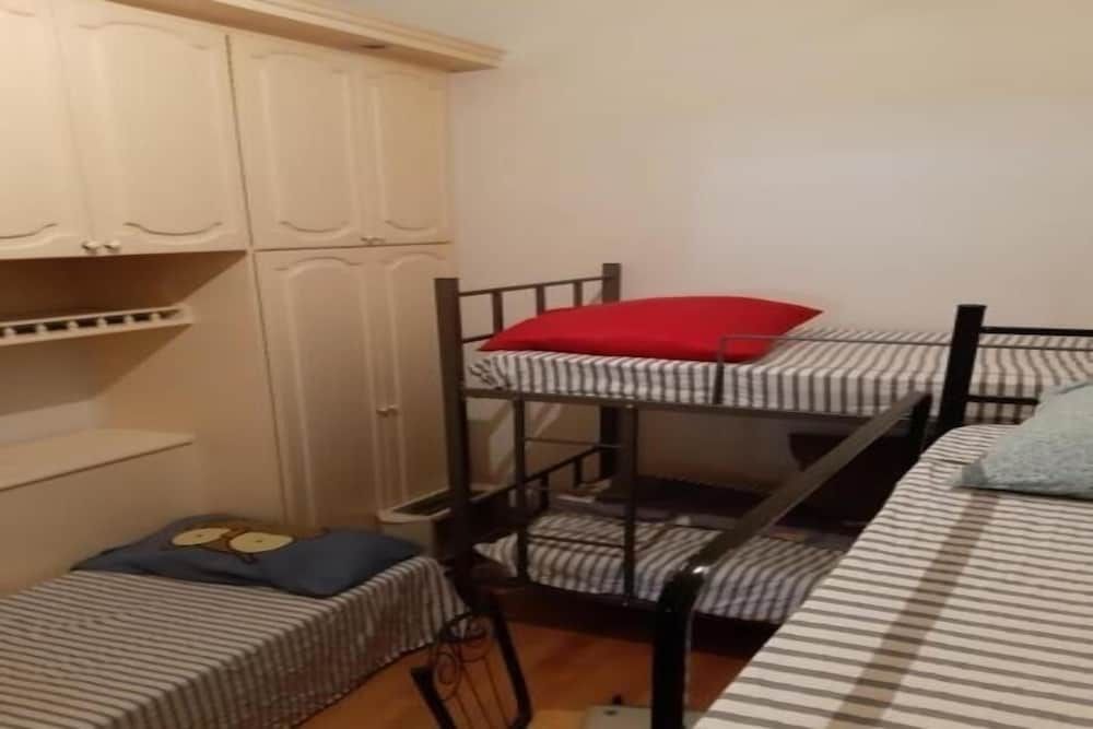 undefined O&A hostel 8