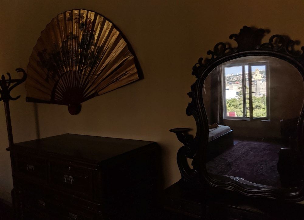 Diwan - Hostel Double Room, 1 King Bed, Mountain View 10