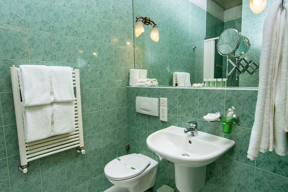 Boutique Hotel Villa Mtiebi Economy Double Room, City View 6