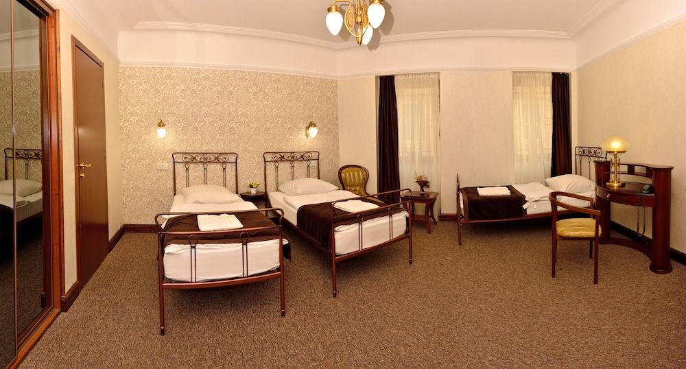 Boutique Hotel Villa Mtiebi Standard Triple Room 4