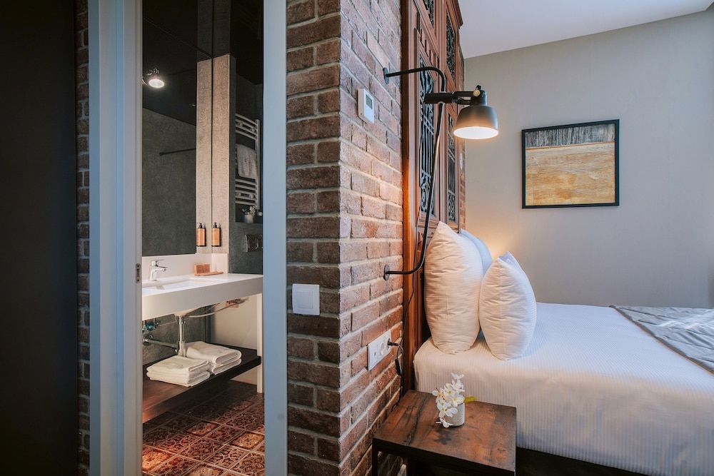 Tbilisee Hotel Double Room 10