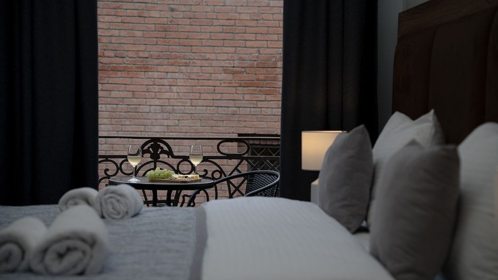 Boutique Hotel Manufactura Family Room 8