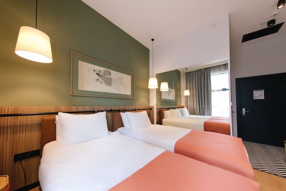 Hotel 21 Standard Double or Twin Room 3