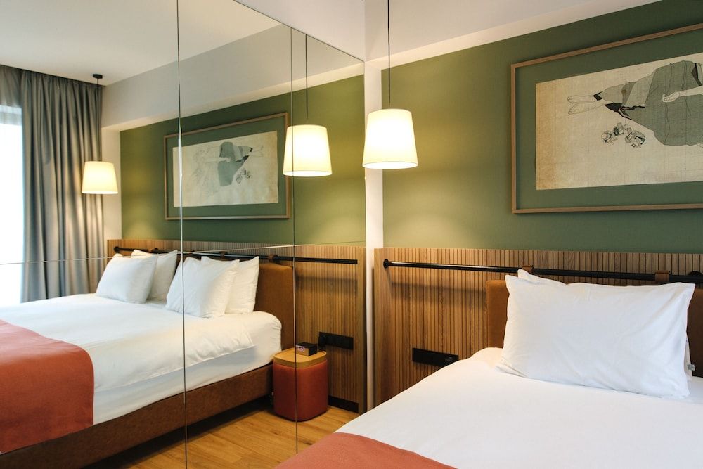 Hotel 21 Standard Double or Twin Room 4