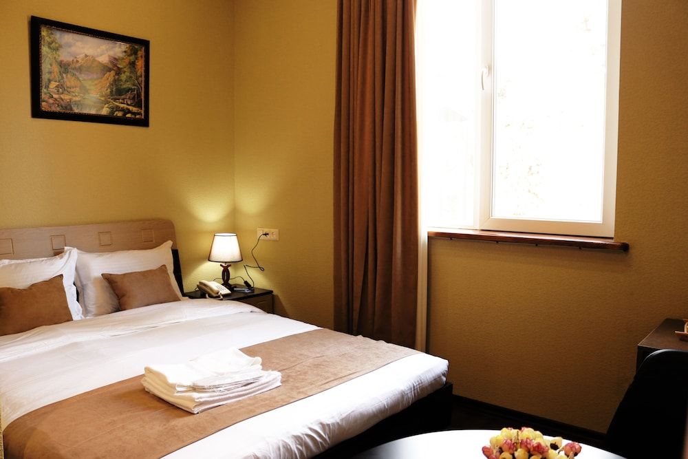 undefined SISNO HOTEL 10