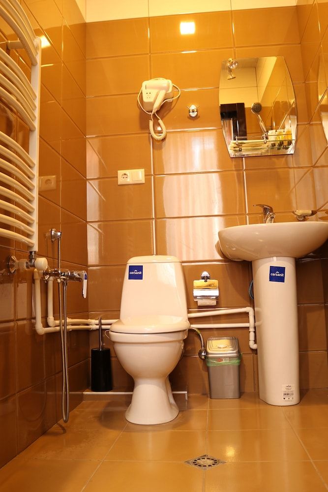 SISNO HOTEL Standard Double Room 3