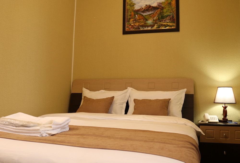 undefined SISNO HOTEL 4