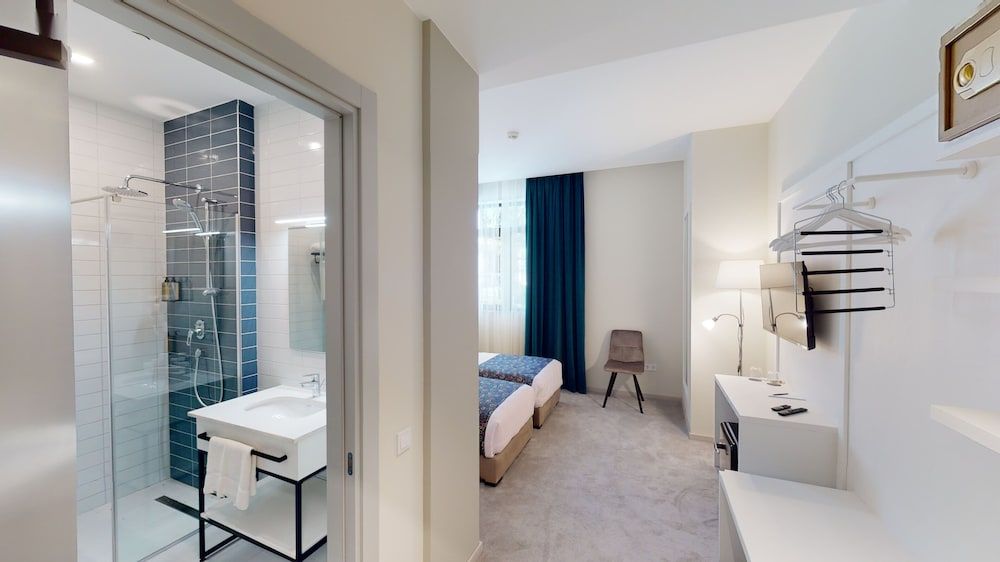 Epigraph town hotel Deluxe Double or Twin Room 18