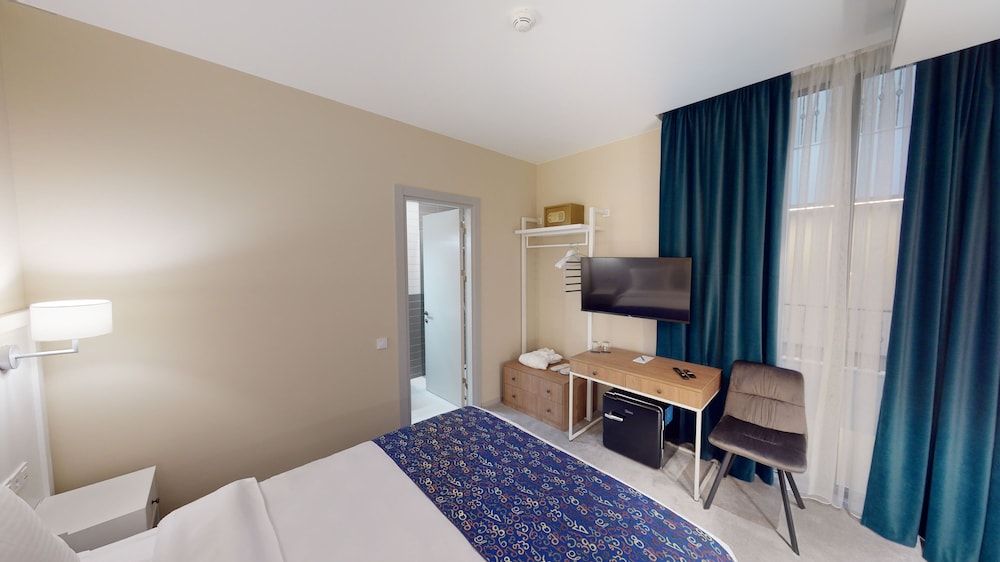 Epigraph town hotel Comfort Triple Room 3