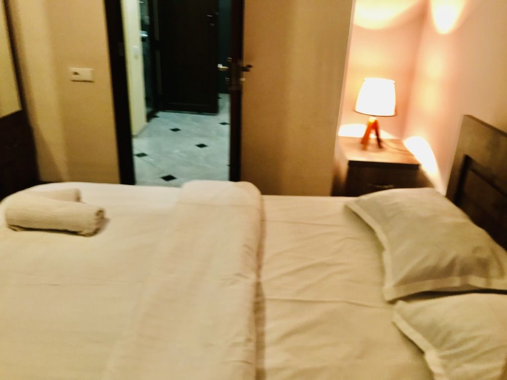 My flat near METEKHI Premium Apartment 11