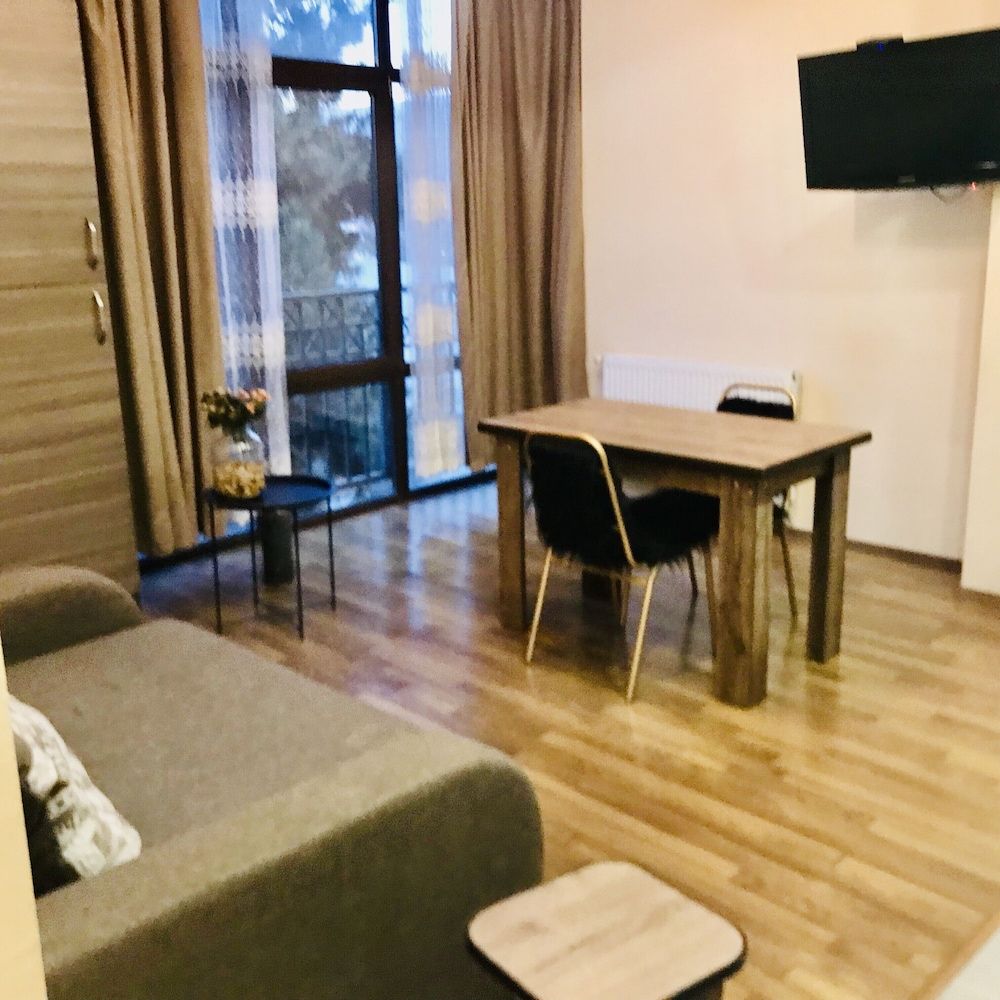 My flat near METEKHI Premium Apartment 37