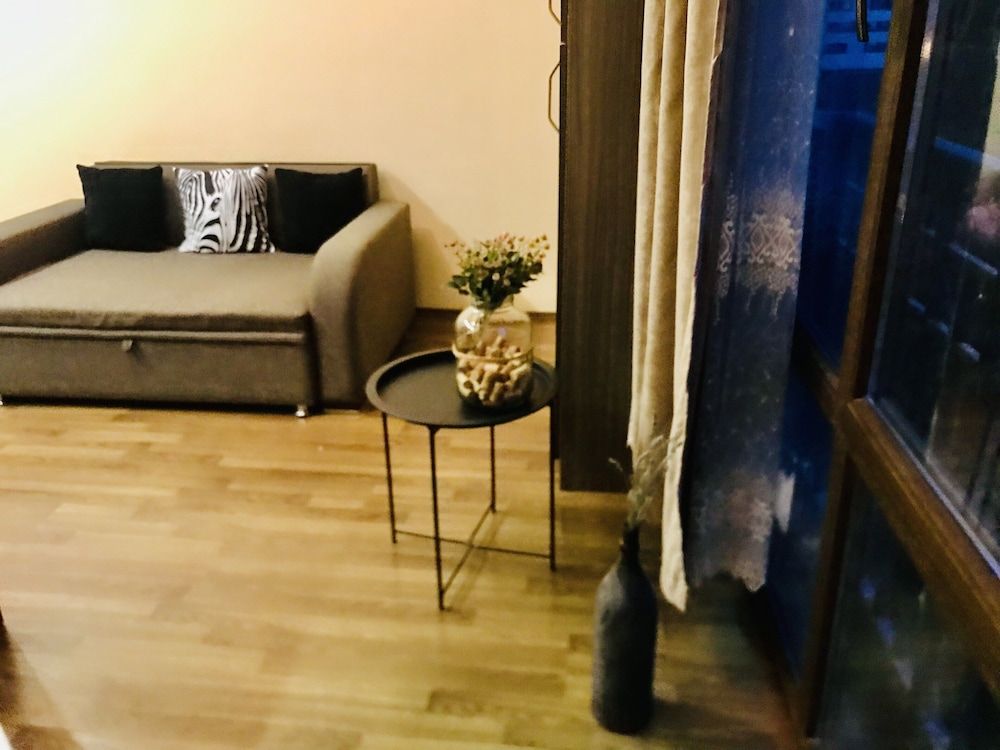 My flat near METEKHI Premium Apartment 26