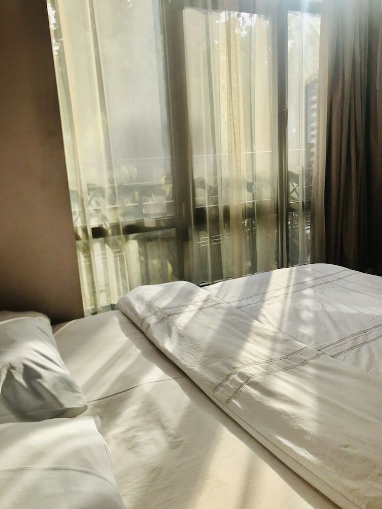 My flat near METEKHI Premium Apartment 17