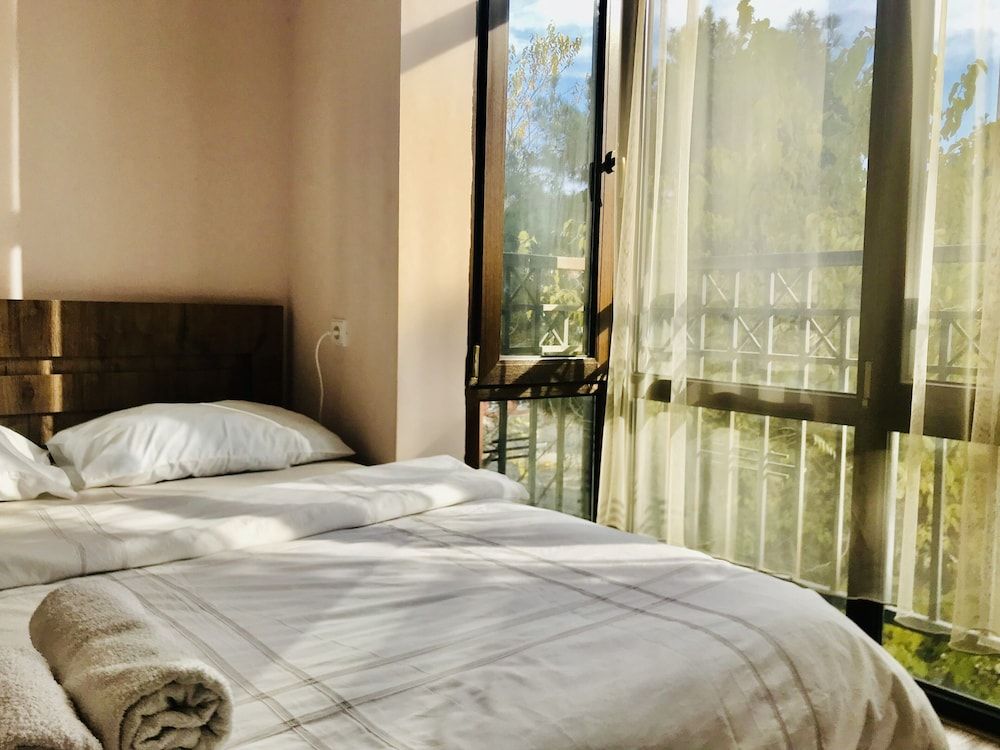 My flat near METEKHI Premium Apartment 10