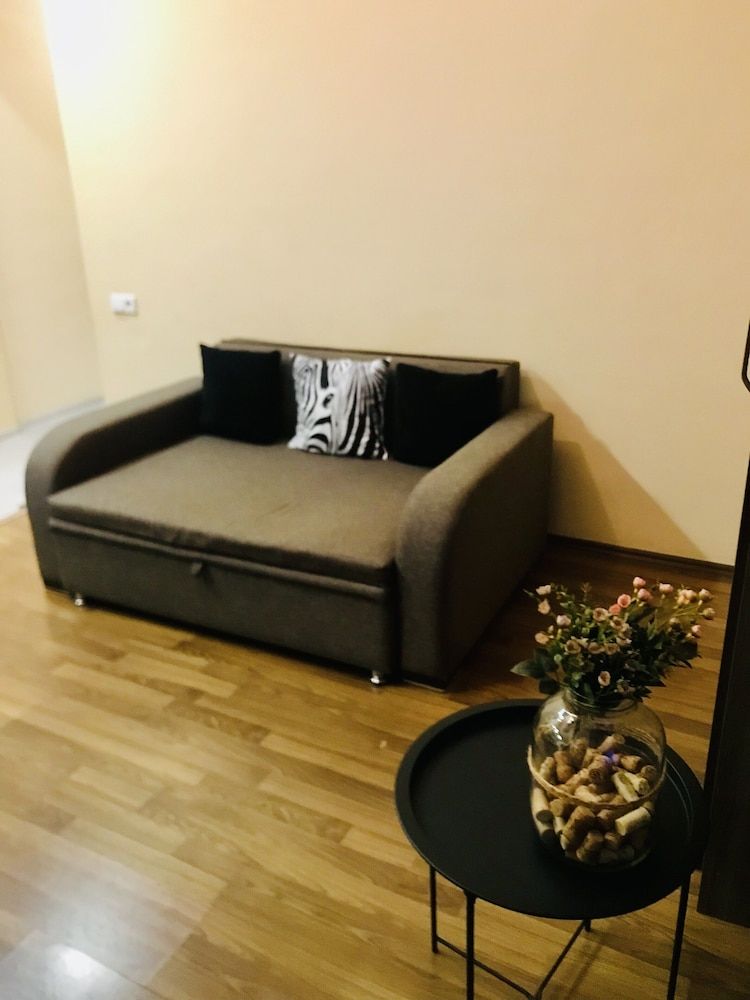 My flat near METEKHI Premium Apartment 2