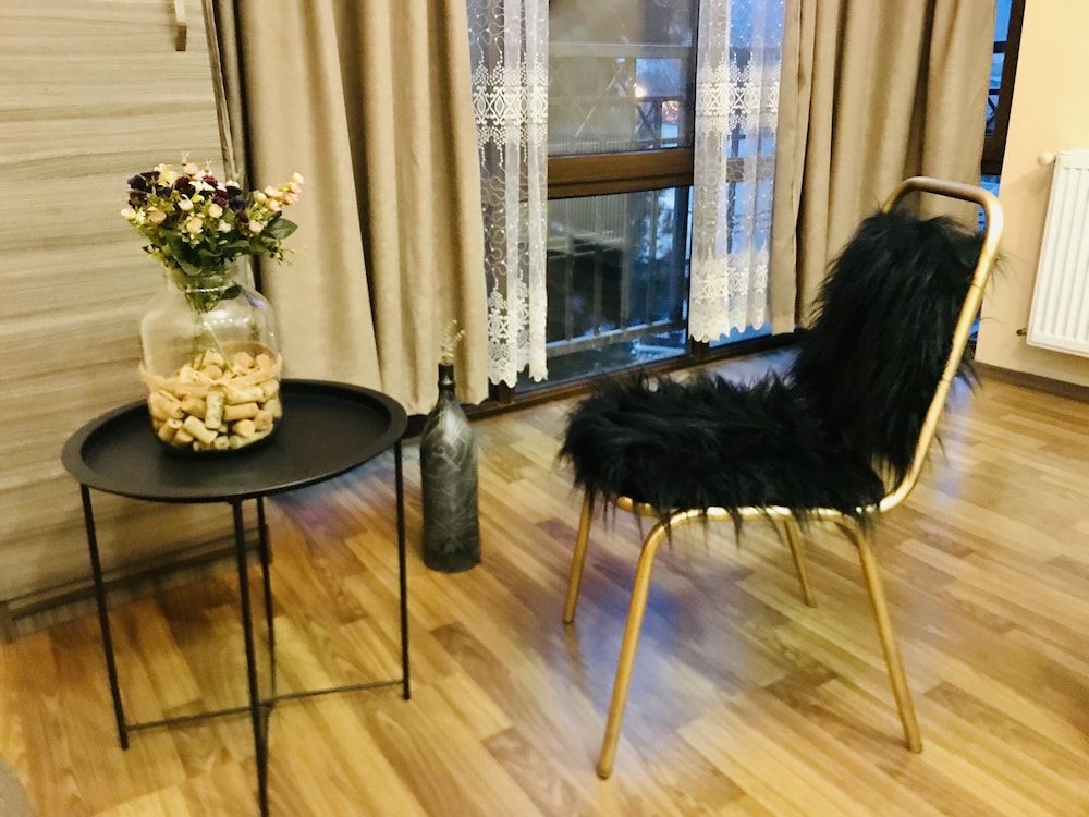 My flat near METEKHI Premium Apartment 34