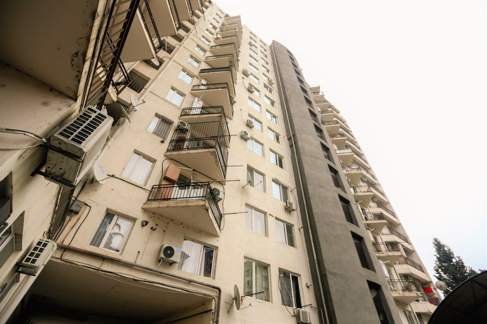 undefined One Bedroom apartment for shopaholics 3