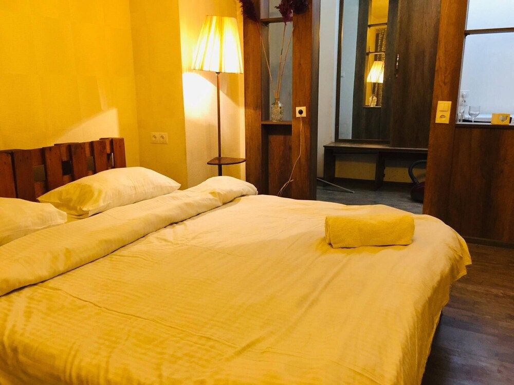 undefined Apartment near Dry Bridge