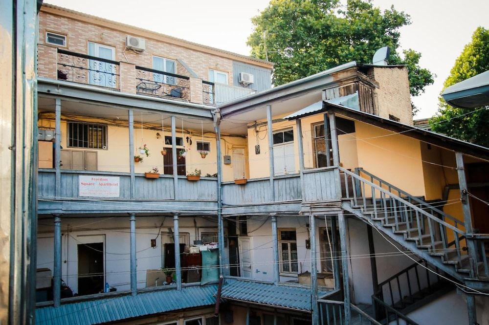 undefined Freedom Square Apart Hotel 7