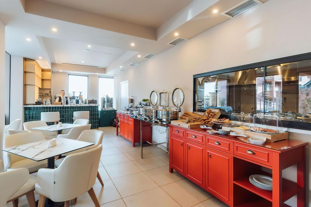 undefined Reikartz King Tamar Tbilisi 8