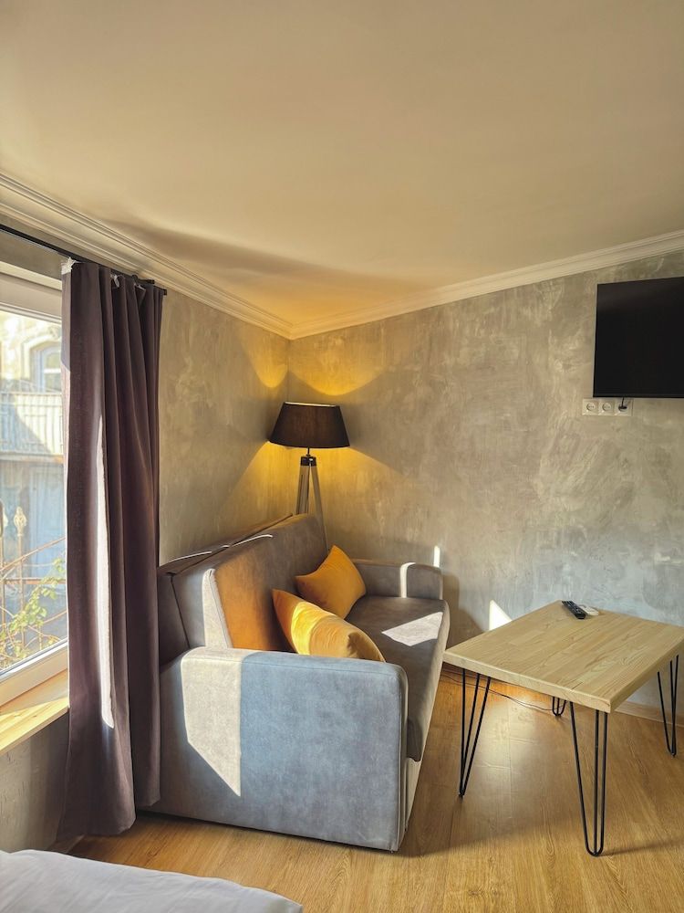 Art's Hotel Tbilisi Family Duplex 4