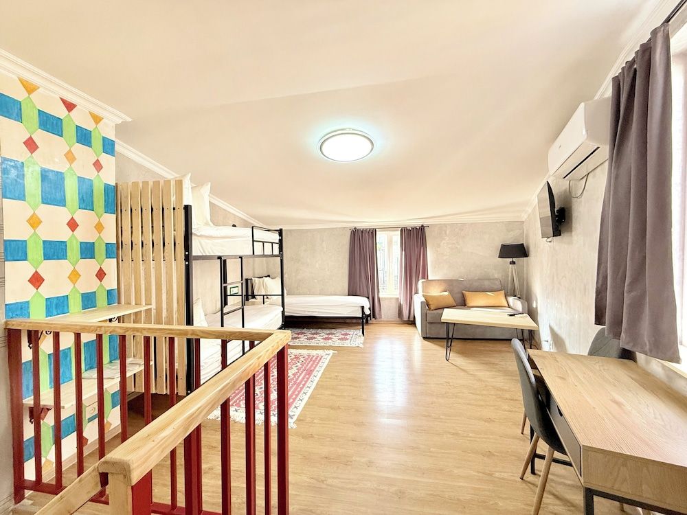 Art's Hotel Tbilisi Family Duplex