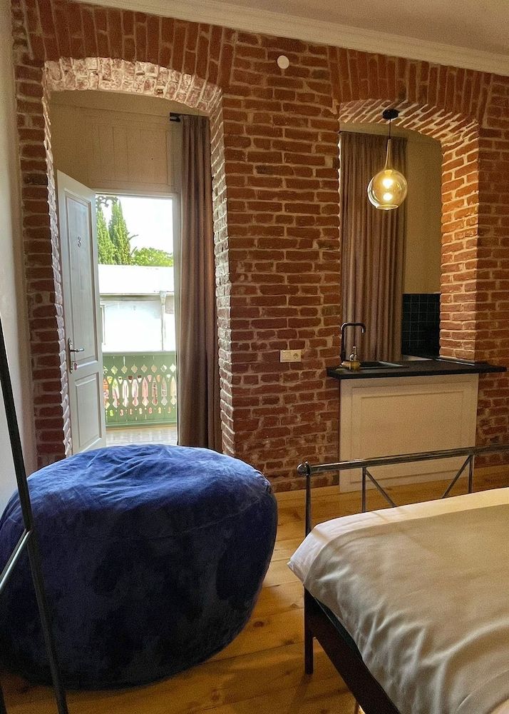 Art's Hotel Tbilisi Comfort Room 7