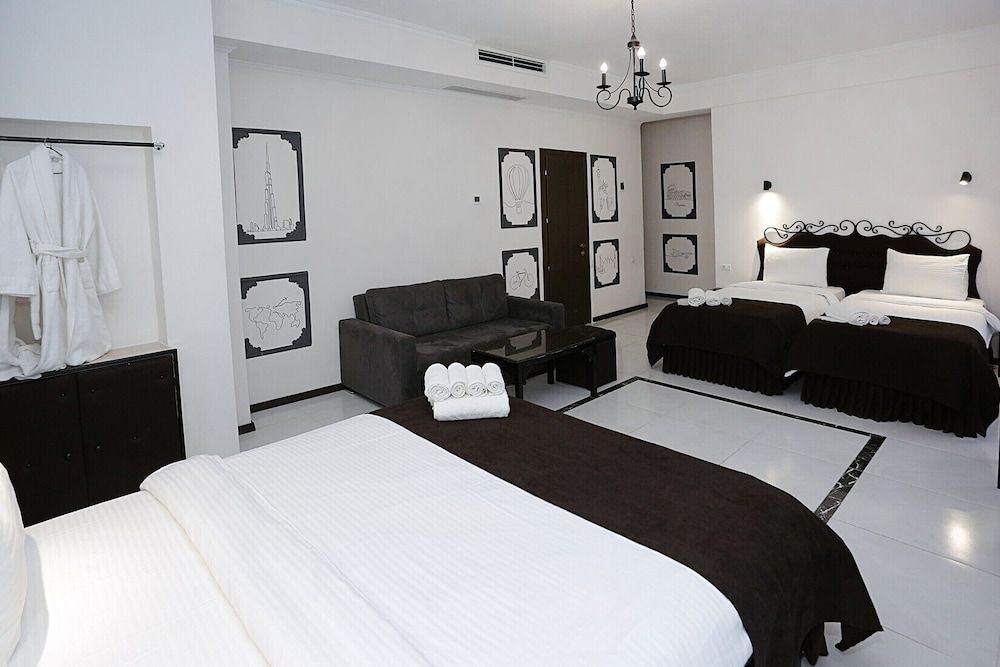 The one terrace hotel Quadruple Room 5