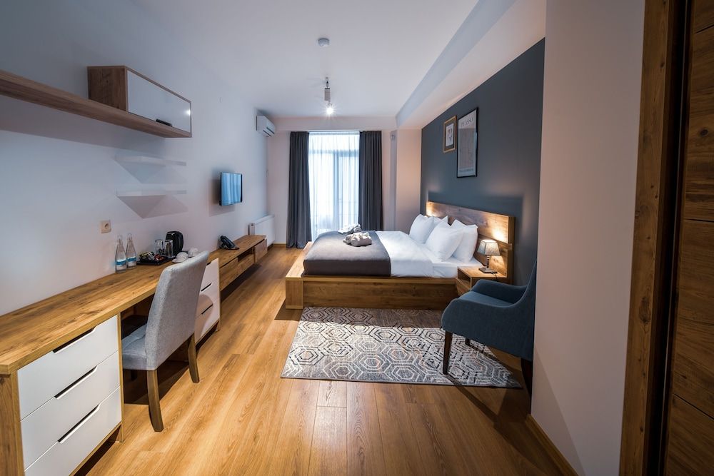 Reed Hotel Tbilisi Standard Double Room, City View 2